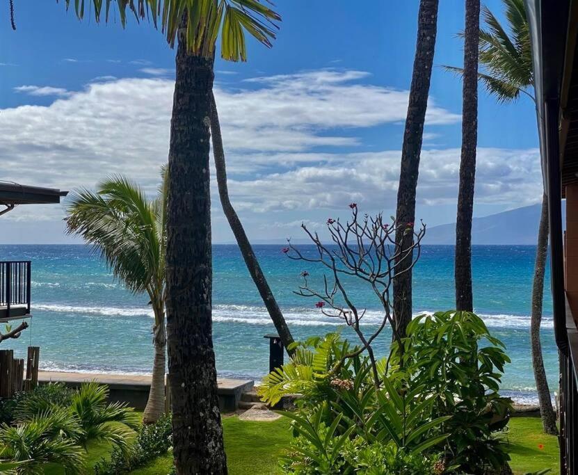 Apartmán Oceanfront With Aircon-Hear The Waves-Amazing Views-Wifi Lahaina Exteriér fotografie